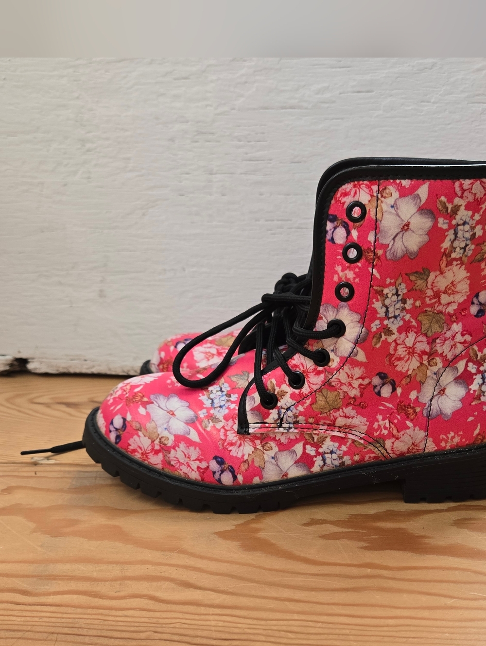Pink Floral Combat Boots Size 40 (US 9) - Picture 3 of 10